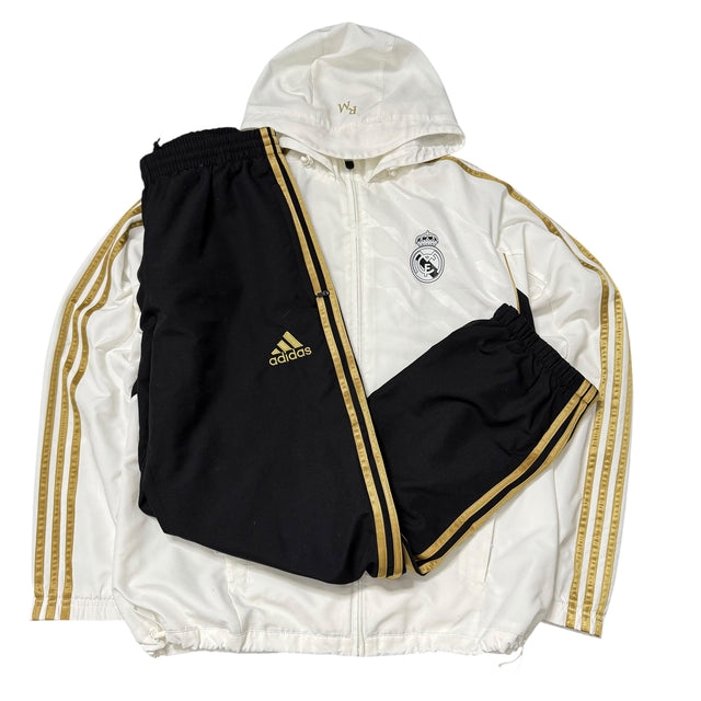 Real madrid vintage tracksuit (m-l)